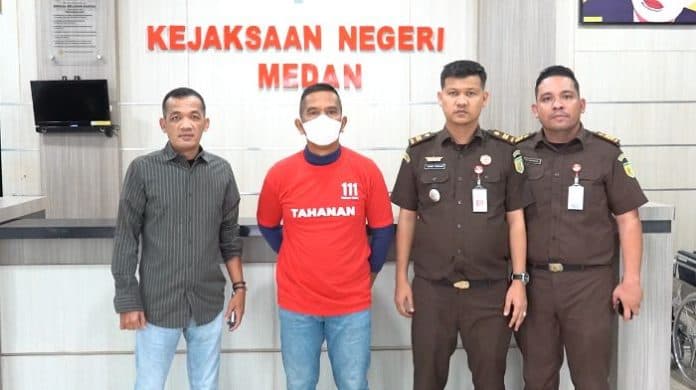 achiruddin_hasibuan_dieksekusi_usai_divonis_2_tahun_penjara_kasus_penyalahgunaan_bbm_bersubsidi