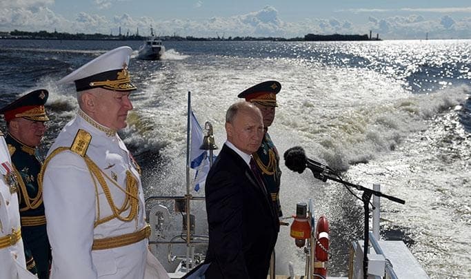 ada_apa_dengan_rusia_putin_umumkan_bahaya_laut_hitam_ditutup