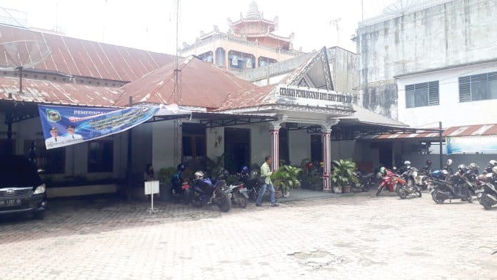 ada_kutipan_uang_skhu_di_disdik_kepsek_sd_ramai_ramai_mengadu_ke_dprd