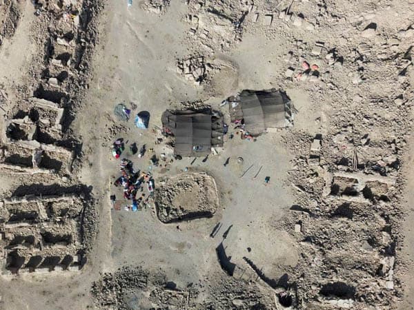 afghanistan_barat_kembali_dilanda_gempa_ratusan_rumah_ambruk