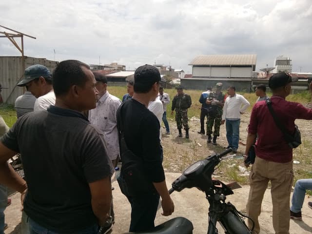 ahli_waris_aman_daulat_pakpahan_pertahankan_tanahnya_dari_penyerobotan