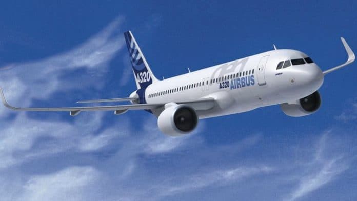 airbus_mendarat_selamat_meski_hidung_pesawat_rusak_diterjang_badai_es