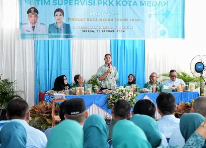 ajak_masyarakat_iva_test_kahiyang_minta_kader_pkk_intens_lakukan_sosialisasi