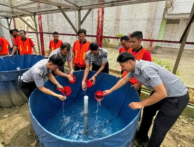 ajari_budidaya_ikan_lele_cara_lapas_pemuda_langkat_bina_napi