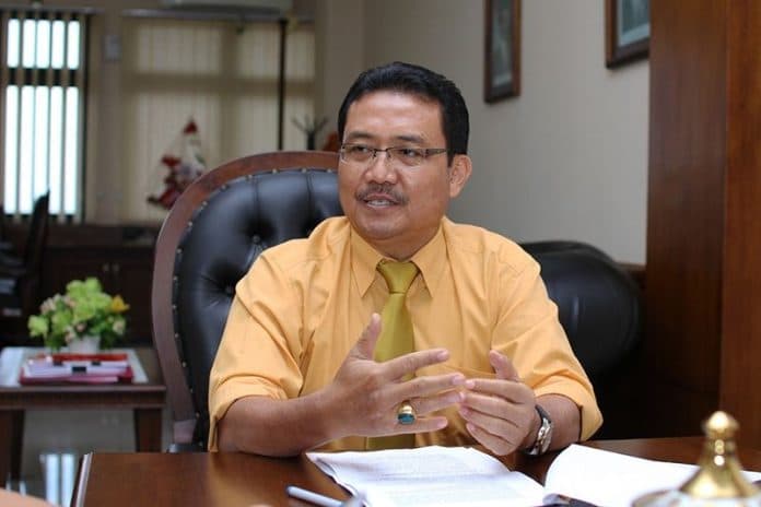 akademisi_tidak_tepat_ojk_jadi_penyidik_tunggal_pidana_keuangan