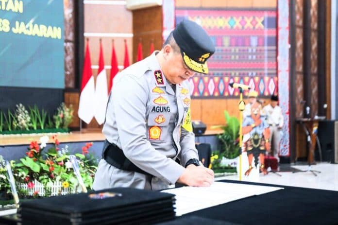 akbp_taufiq_hidayat_thayeb_resmi_jadi_kapolres_batubara
