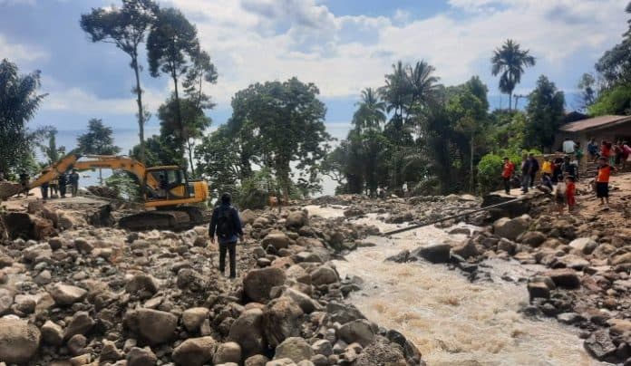 akhir_tahun_2023_5_kabupaten_di_sumut_diterjang_banjir_bandang