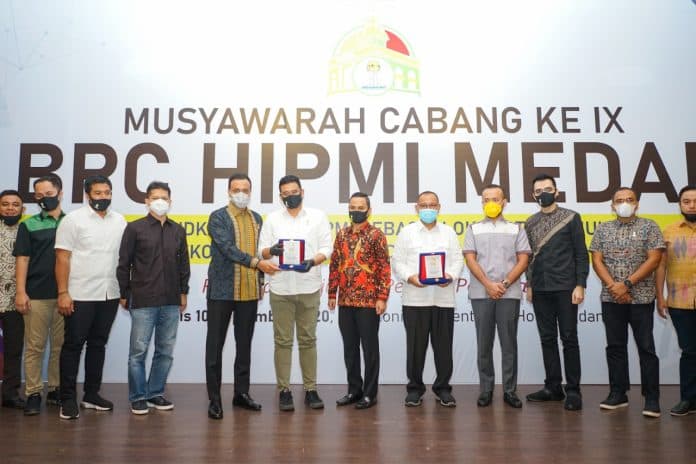 akhyar_dan_bobby_kompak_hadiri_muscab_bpc_hipmi_medan