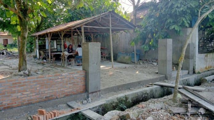 akses_jalan_keluar_masuk_pedagang_terancam_ditutup_disdik_deli_serdang