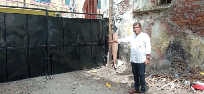 akses_umum_ditutup_pengembang_pemilik_gedung_di_jalan_perdana_medan_keberatan
