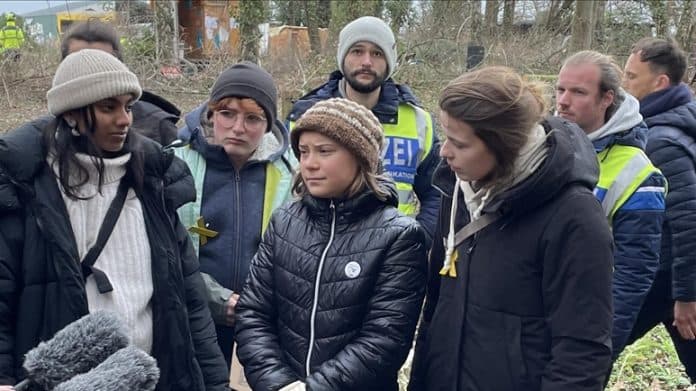 aktivis_greta_thunberg_ditahan_polisi_jerman