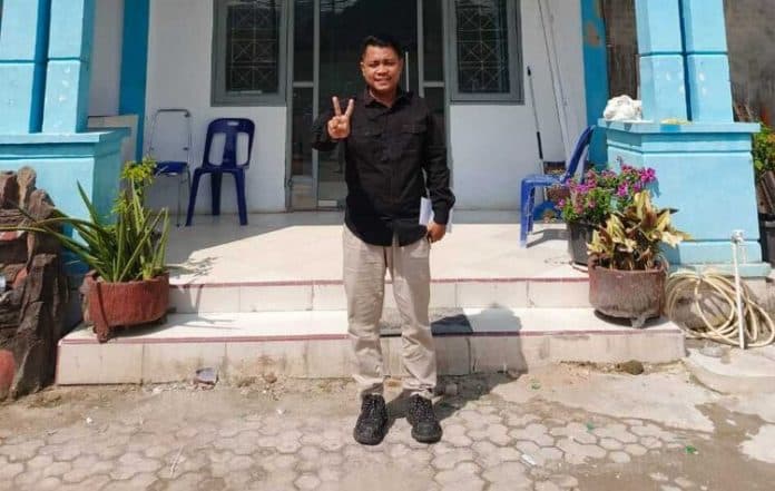 aktivis_raju_resign_demi_masinton_mahmud_lawan_boneka_rezim