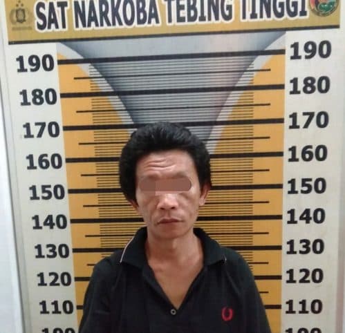 akuang_terciduk_satres_narkoba_polres_tebing_tinggi_barbutnya_104_gram