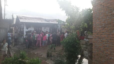 alami_gangguan_mental_diduga_istri_bakar_rumah