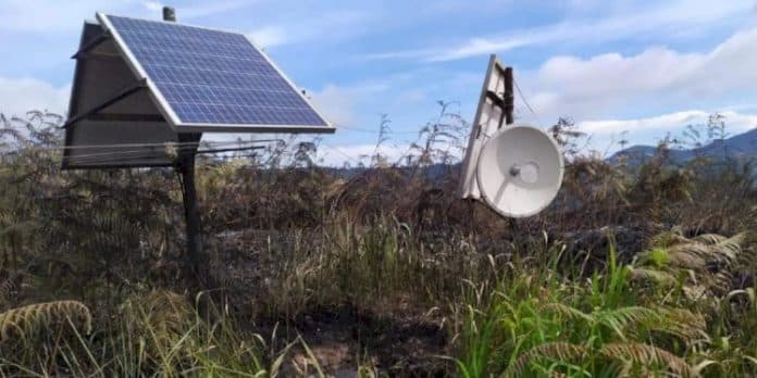 alat_pemantau_aktivitas_gunung_sinabung_terbakar