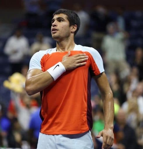 alcaraz_mundur_karena_cedera_saat_djokovic_melaju_ke_semifinal_paris