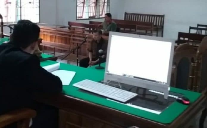 alihkan_bantuan_kube_di_siantar_mantan_pejabat_dinsosnaker_dihukum_25_tahun