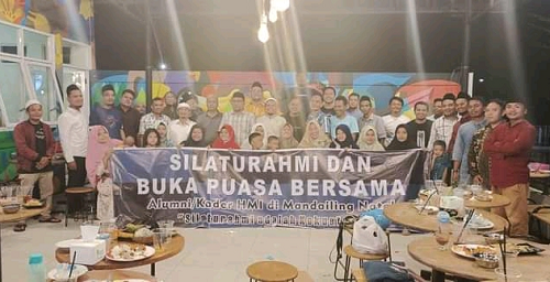 alumni_hmi_di_madina_gelar_silaturahmi_dan_buka_puasa_bersama
