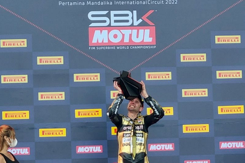 alvaro_bautista_kampiun_world_superbike_2022_di_sirkuit_mandalika