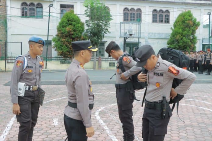amankan_465_tps_polres_samosir_gelar_persiapan_pasukan