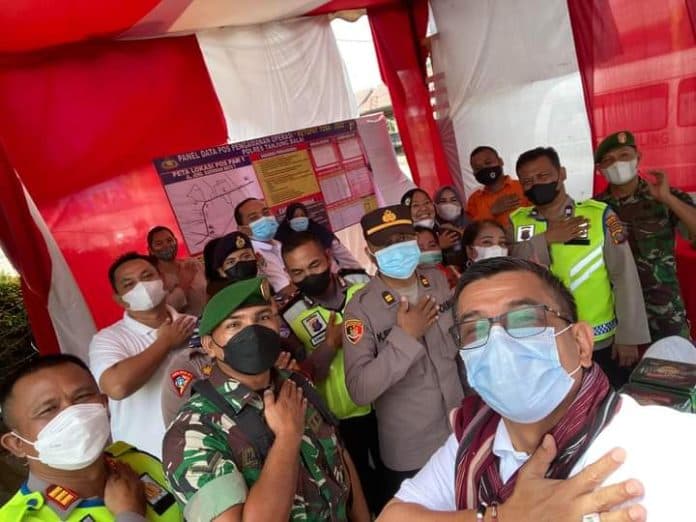 amankan_perayaan_idul_fitri_hinca_pandjaitan_apresiasi_polres_tanjungbalai