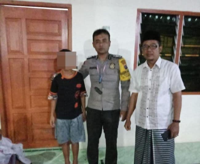 anak_berkebutuhan_khusus_yang_kesasar_di_siantar_telah_bertemu_orang_tuanya