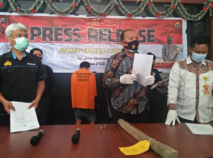 anak_biadab_tega_aniaya_ibu_kandungnya_hingga_tewas