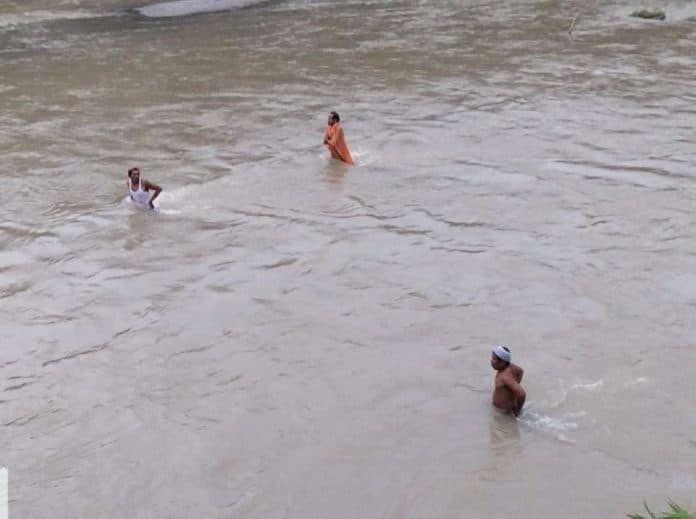anak_hanyut_di_sungai_tongguran_jenazah_ditemukan_8_kilometer_dari_lokasi_kejadian