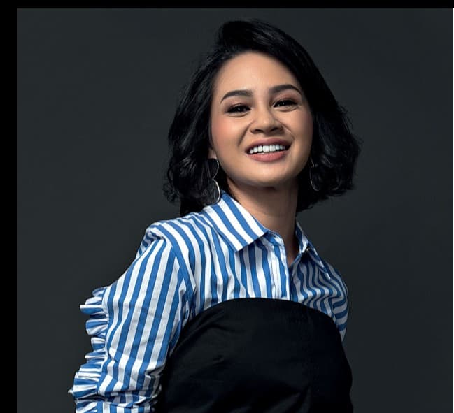 andien_akan_terbitkan_buku_gandeng_majeela_shihab_hingga_reza_gunawan