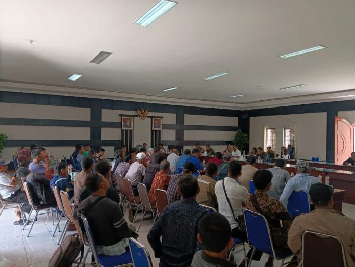 anggaran_tidak_jelas_panitia_pilpanag_simalungun_ancam_mundur