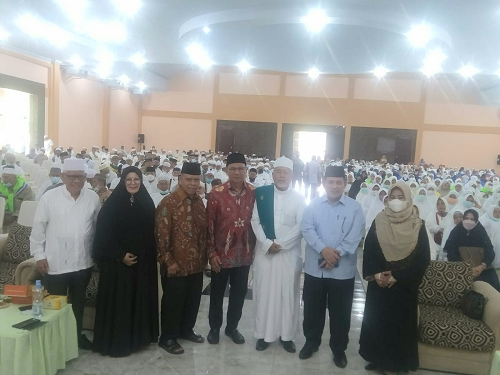 anggota_dpr_ri_ingatkan_calon_jemaah_haji_sumut_jaga_kesehatan