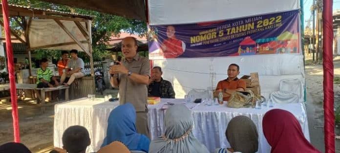 anggota_dprd_medan_edward_hutabarat_sosialisasi_perda_penataan_pkl