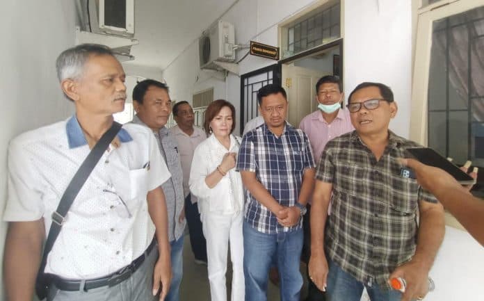 anggota_dprd_siantar_blak_blakan_soal_ketidakhadirannya_di_rapat_paripurna