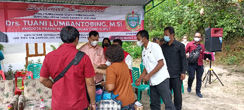 anggota_dprd_sumut_lirik_lumban_jurjur_jadi_desa_wisata
