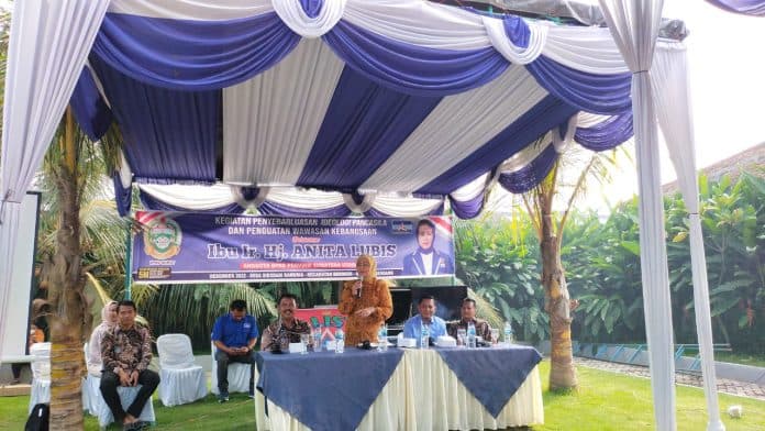anggota_dprd_sumut_reses_di_deli_serdang_anita_lubis_pemuda_harus_miliki_jiwa_patriot