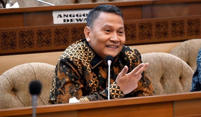 anggota_komisi_ii_dpr_usulkan_1_provinsi_maksimal_8_kabupaten_kota