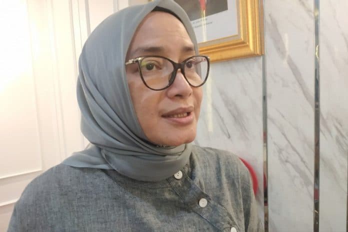 anggota_kpu_evi_novida_ginting_positif_covid_19