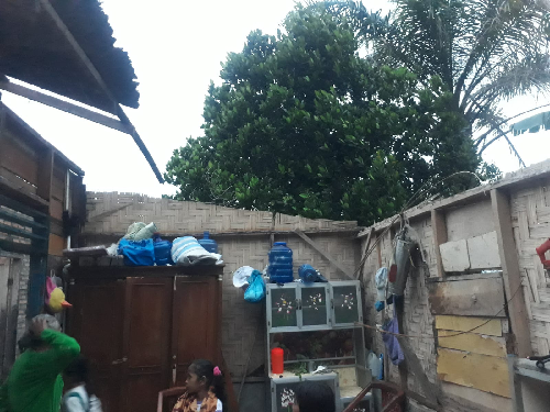 angin_puting_beliung_terjang_2_desa_di_sergai_10_rumah_rusak