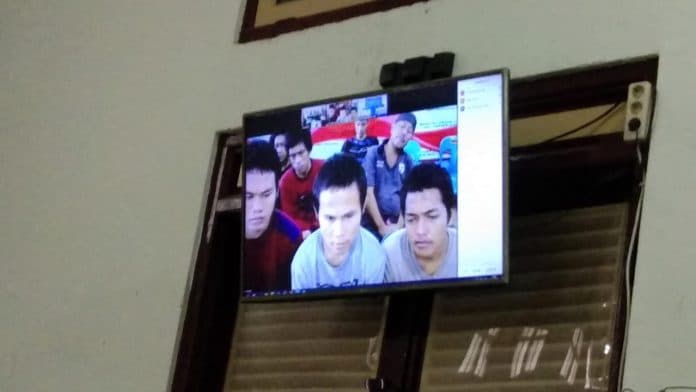 aniaya_rojer_siahaan_hingga_tewas_3_mahasiswa_uhkbp_nommensen_medan_dituntut_8_tahun_penjara