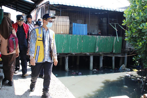 antisipasi_banjir_rob_dan_kemiskinan_ekstrem_kementerian_pupr_tinjau_5_kelurahan_di_medan_belawan