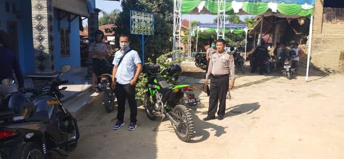 antisipasi_covid_19_polsek_pagar_merbau_hentikan_pesta_warga