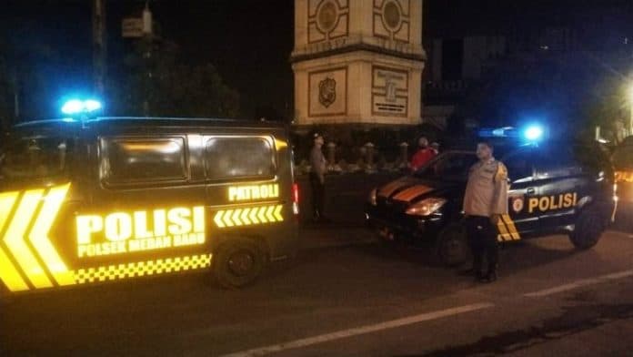 antisipasi_kejahatan_jalanan_polsek_medan_baru_gelar_patroli_malam_hari