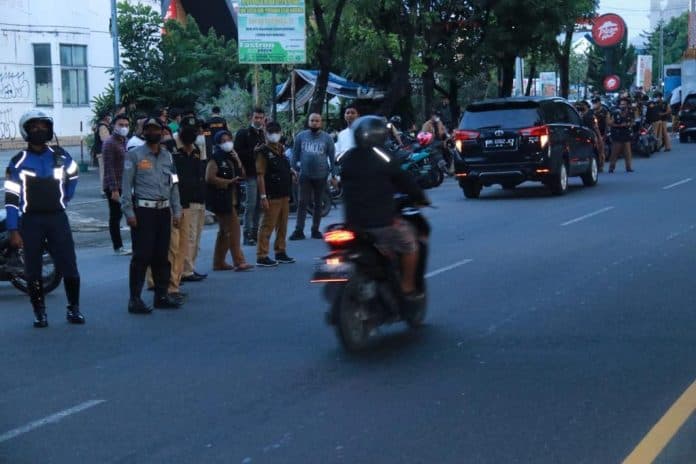 antisipasi_kenakalan_remaja_tim_gabungan_pemko_medan_patroli_asmara_subuh