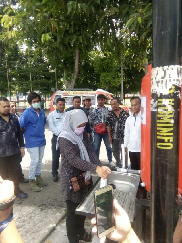 antisipasi_korona_wastafel_portabel_disiapkan