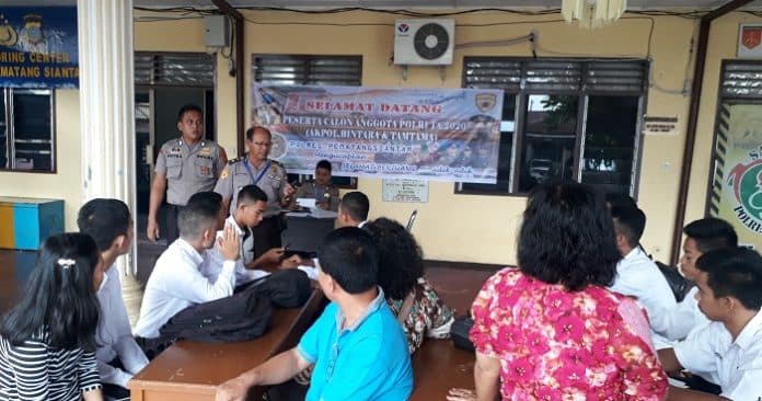 antisipasi_penyebaran_covid_19_batas_waktu_penerimaan_calon_anggota_polri_diundur