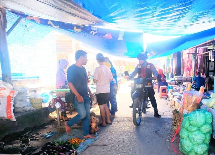 antisipasi_premanisme_sat_samapta_polres_batu_bara_patroli_di_tempat_keramaian