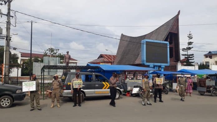 antisipasi_sebaran_covid_19_di_toba_satgas_perketat_pengawasan_prokes