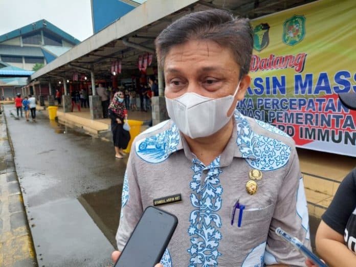 antusias_masyarakat_medan_sangat_tinggi_untuk_mendapatkan_vaksinasi_massal