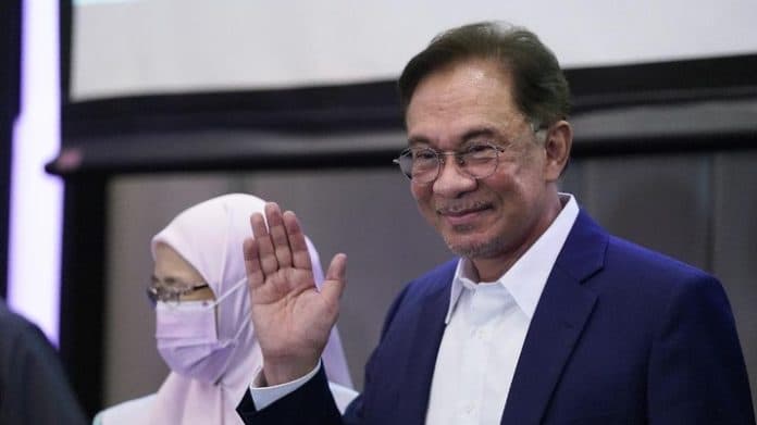 anwar_ibrahim_disebut_akan_menjadi_perdana_menteri_baru_malaysia