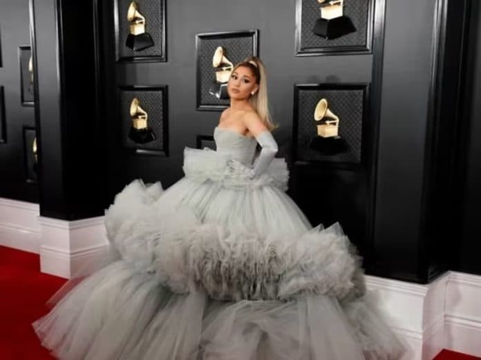 apakah_ariana_grande_bercerai_dengan_dalton_gomez